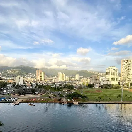 Ocean Canal Mountain View Steps From Waikiki Beach 6Person Honolulu Exterior photo